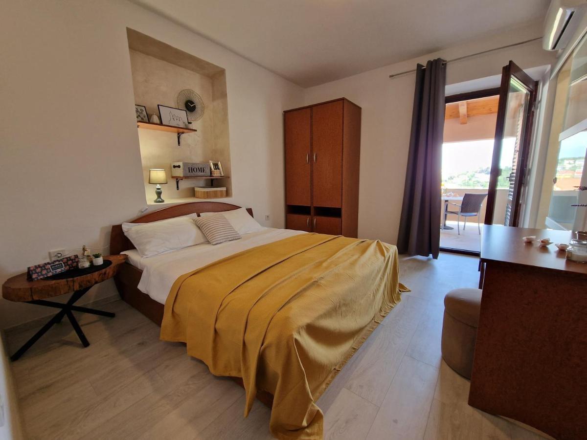 Apartments By The Sea Kampor, Rab - 5037 Exterior foto